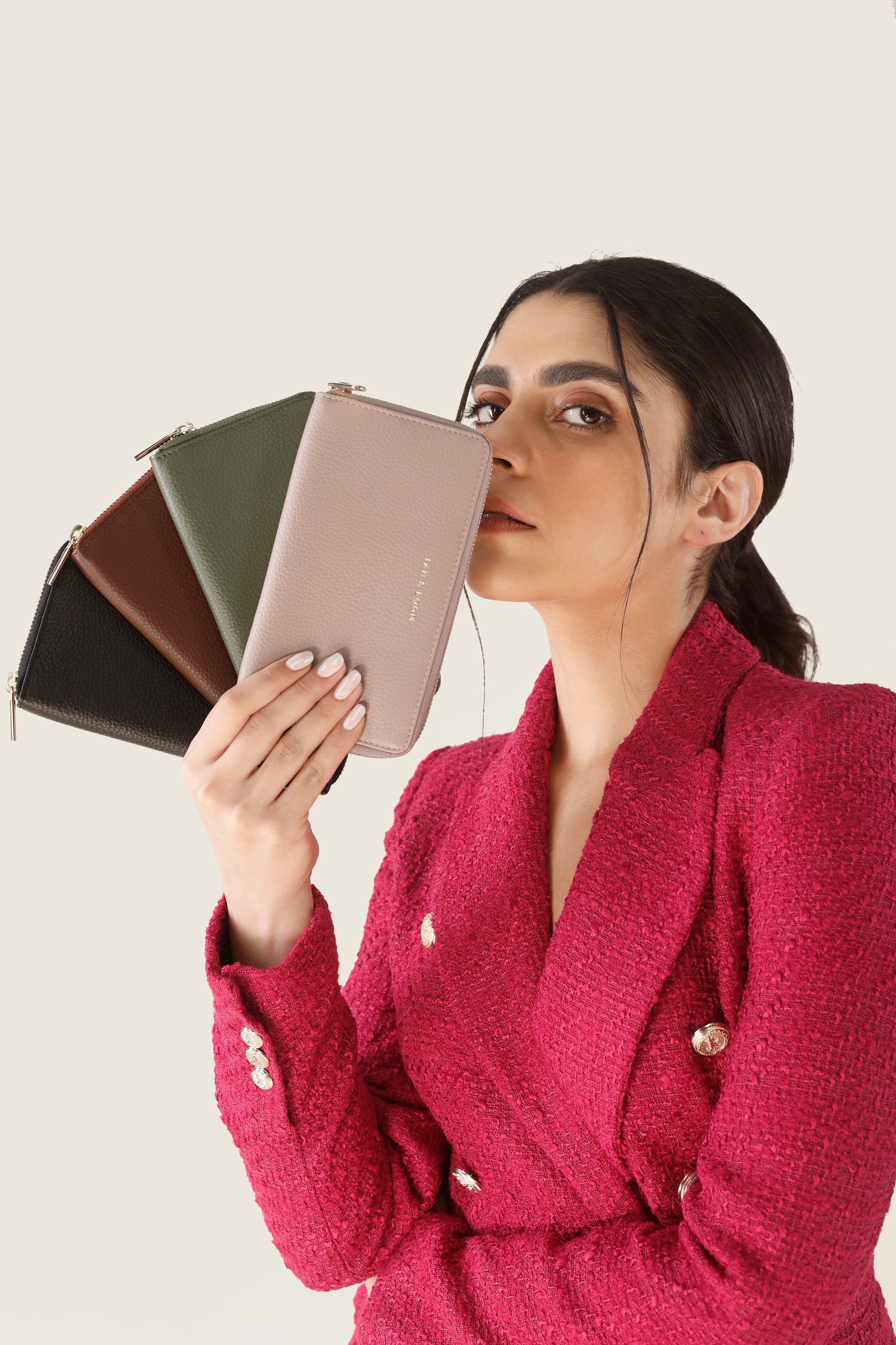 Classic Zip Around Wallet (Espresso)