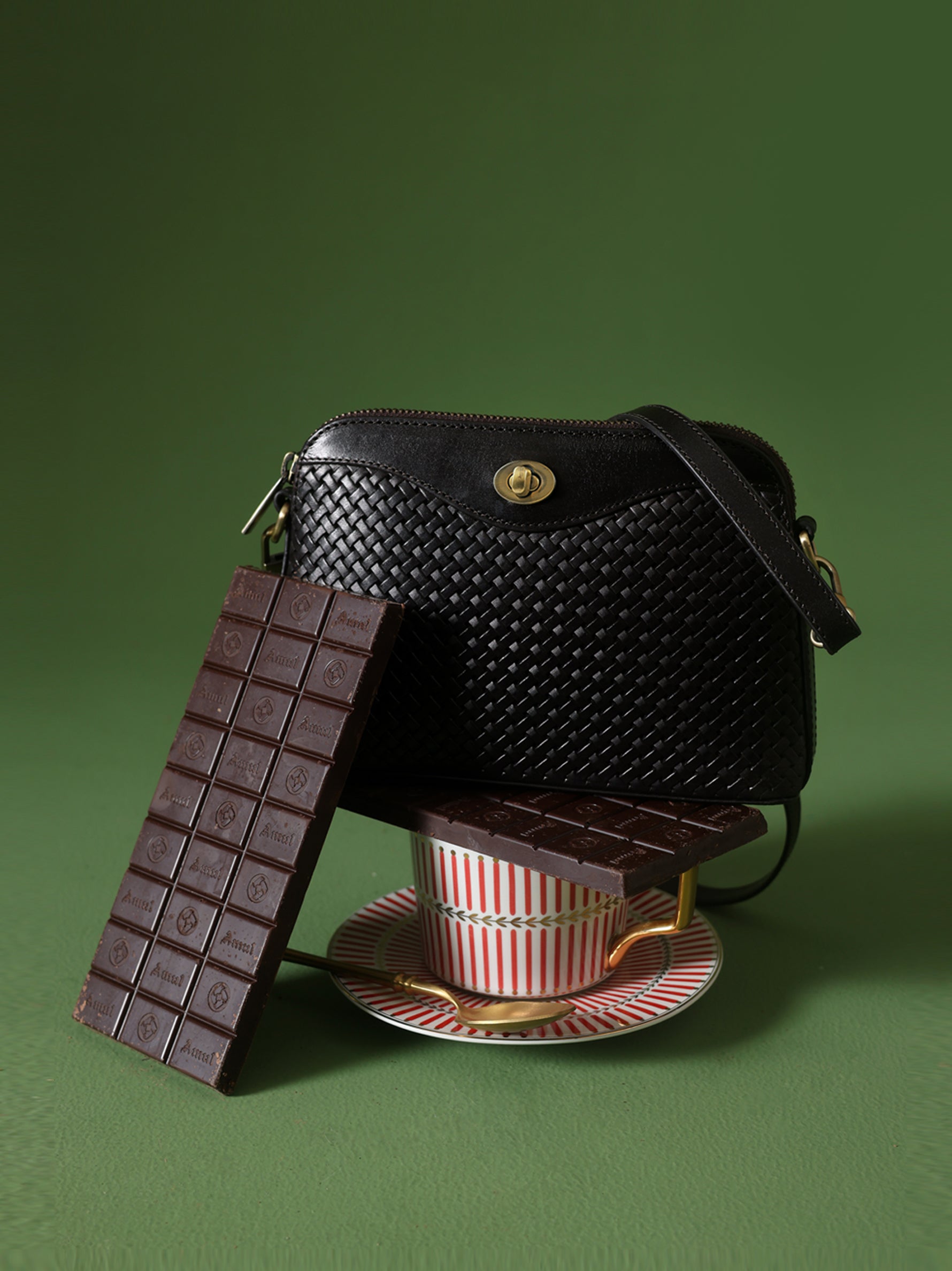 Nilgiri Sling (Warm Black)