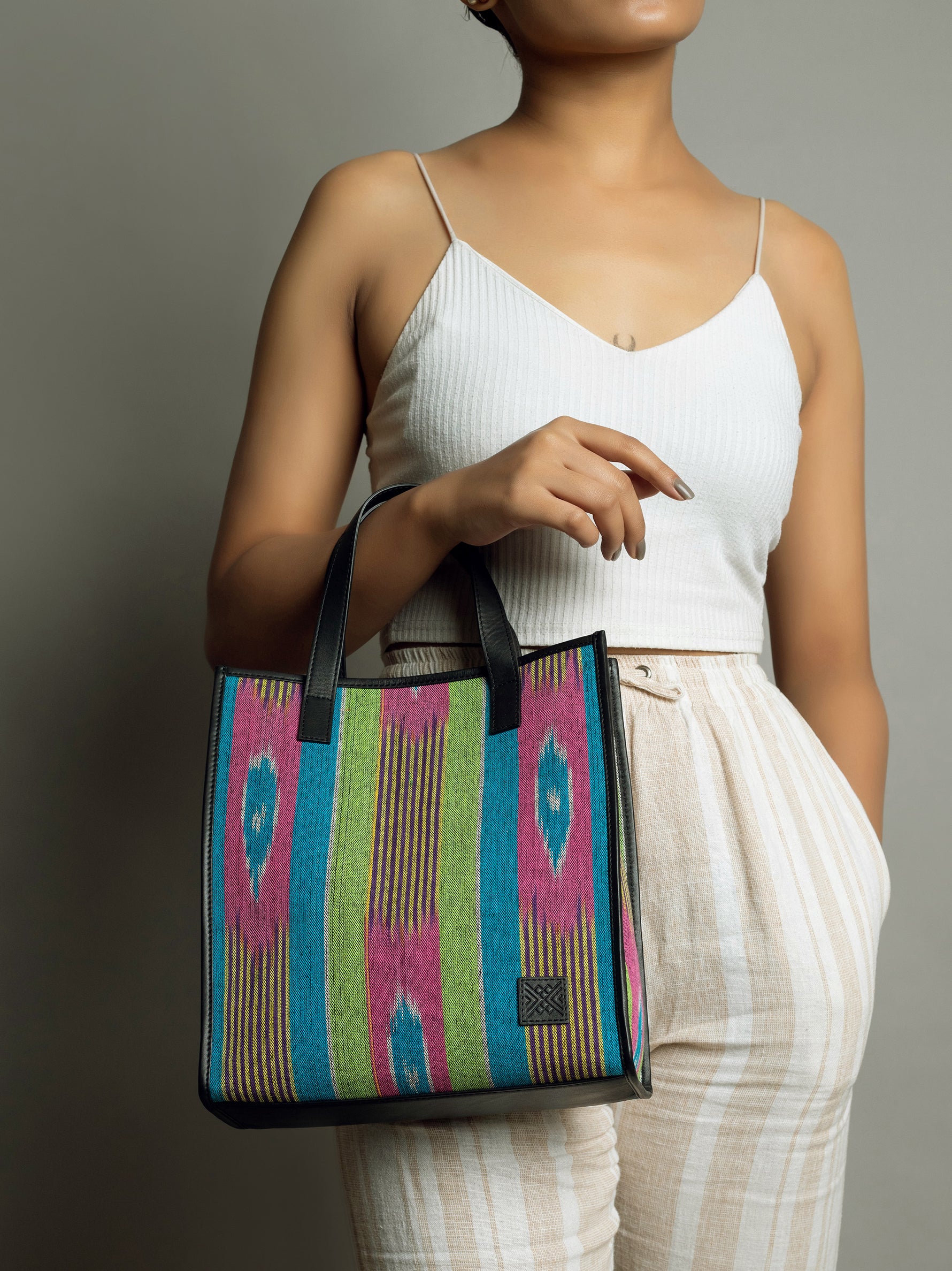 Handcrafted Genuine Leather & Colourfull Ikat Market Women's Tote Bag Tan & Loom