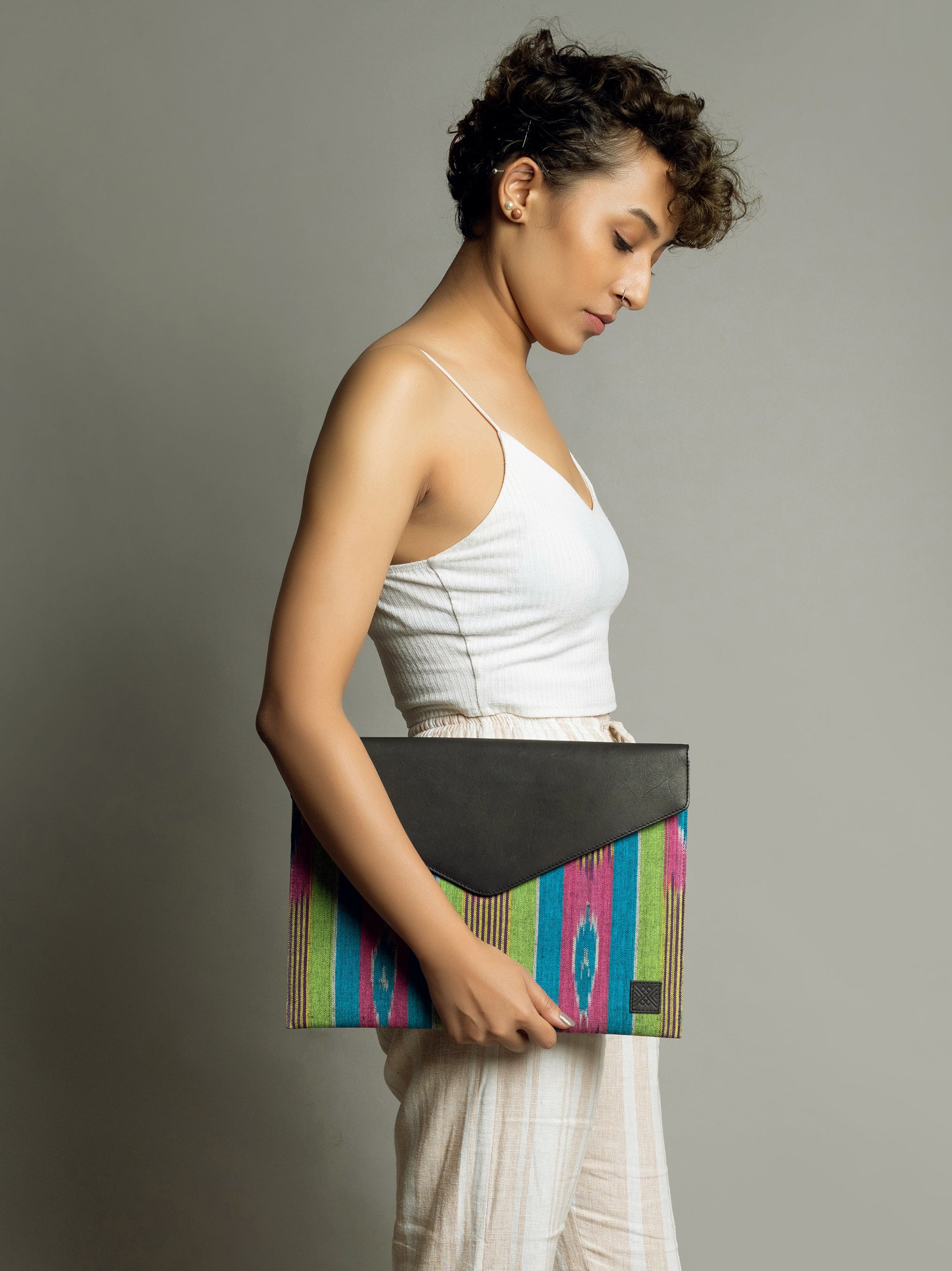 Handcrafted Genuine Leather & Colourfull Ikat Market Women's Envelope Laptop Sleeve Tan & Loom