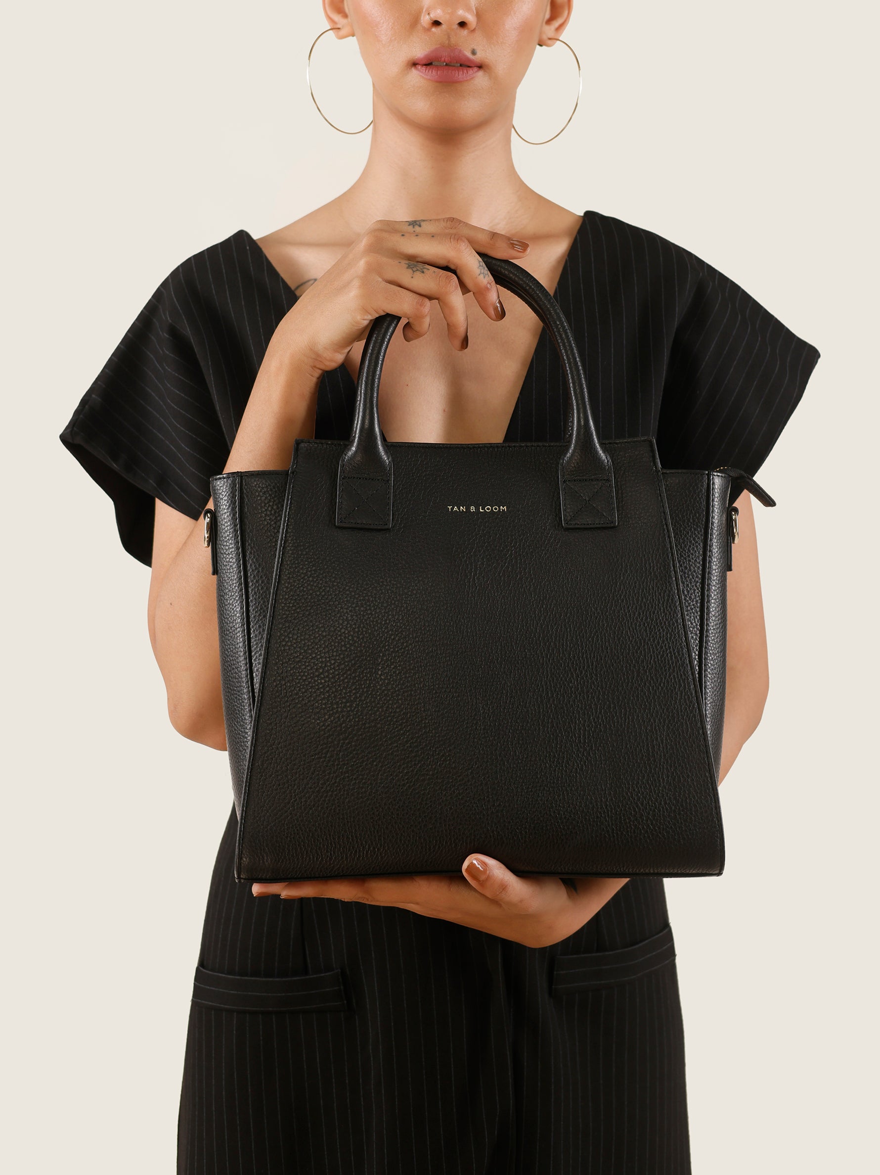Handcrafted genuine leather Gamechanger Handbag for women Classic Black