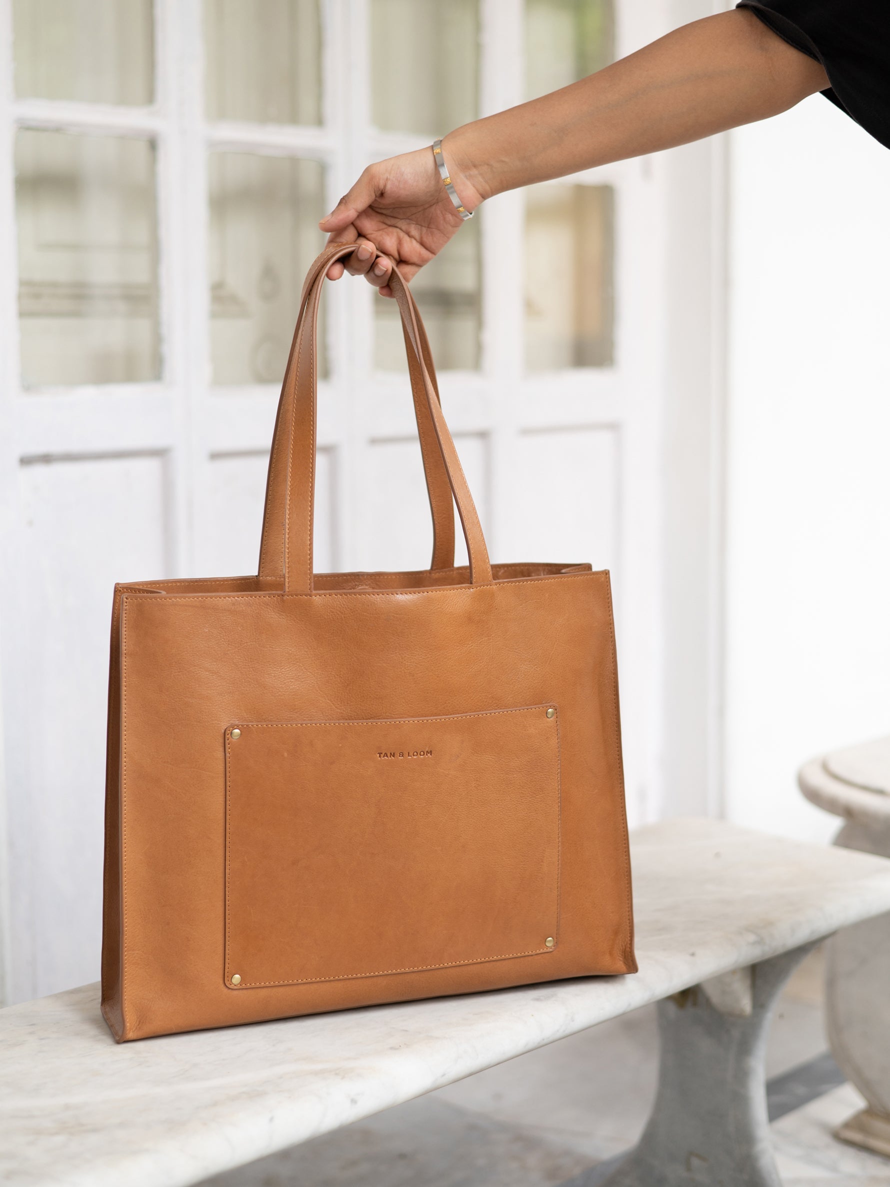 Artist's Tote (Tuscany Tan)