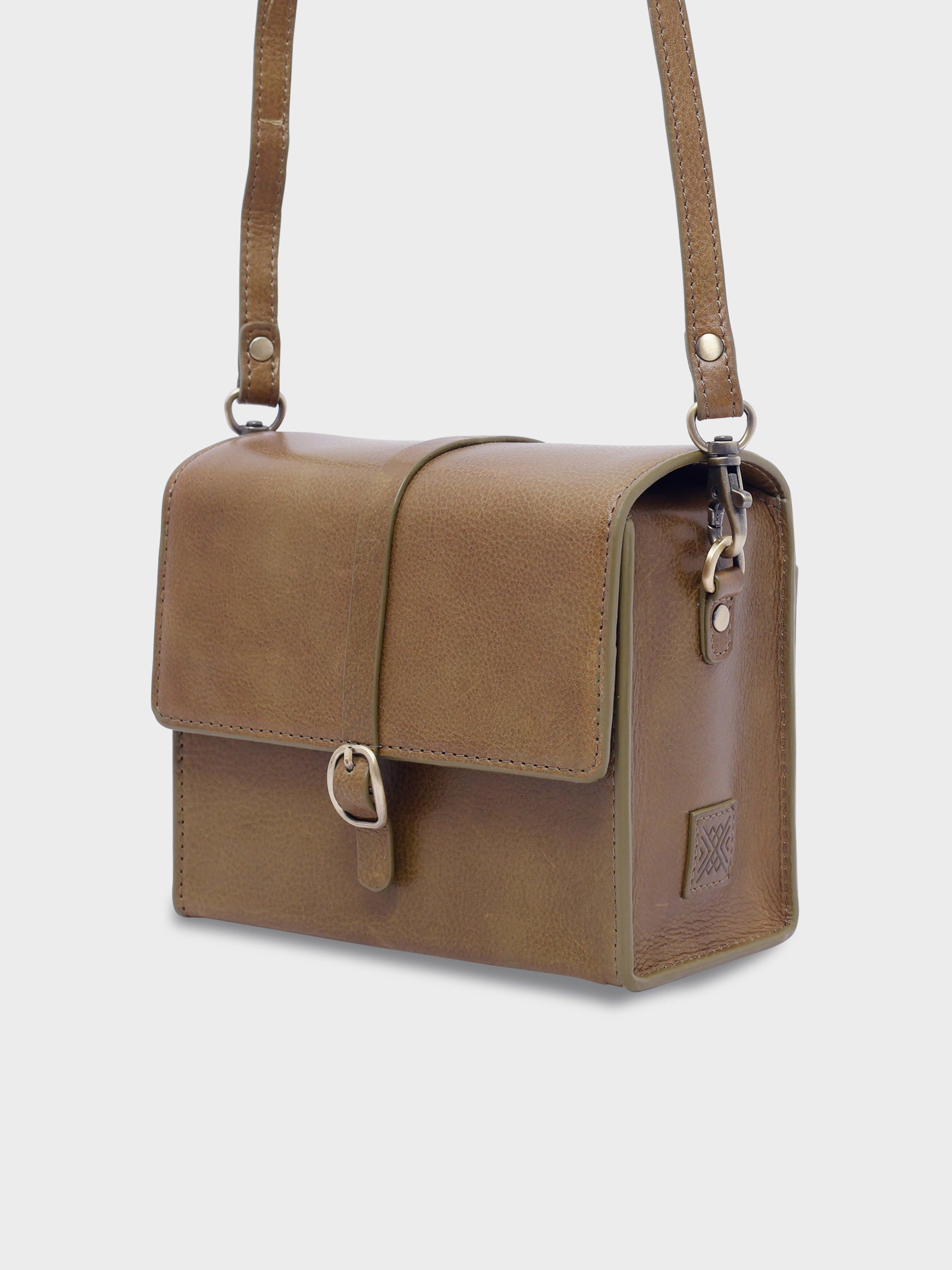 Handcrafted Genuine Vegetable Tanned Leather Piccolo Box Bag Olive Green for Women Tan & Loom