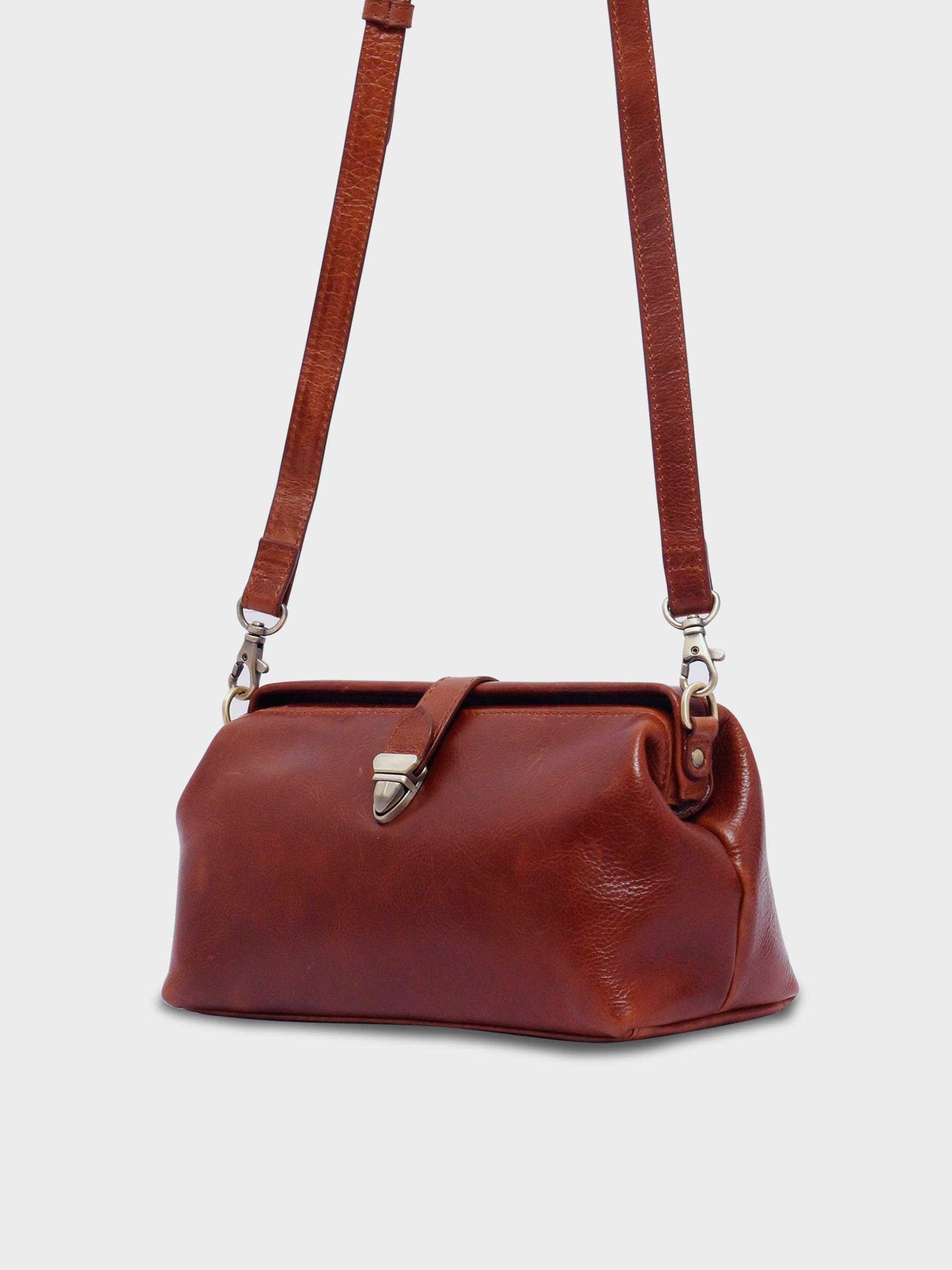 REDHORNS Genuine Leather Crossbody Sling Bag For Men & Women – Redhorns