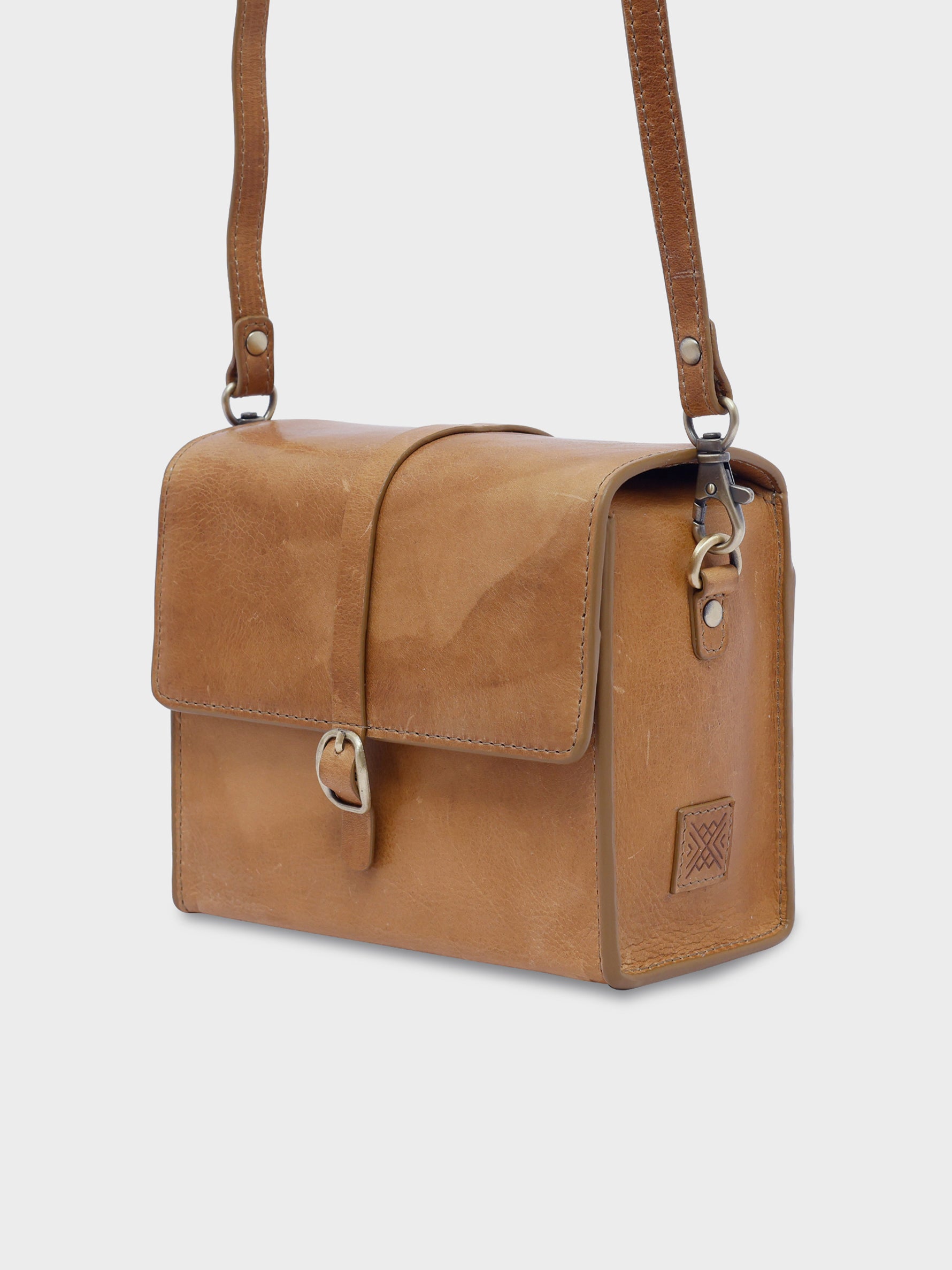 Handcrafted Genuine Vegetable Tanned Leather Piccolo Box Bag Tuscany Tan for Women Tan & Loom