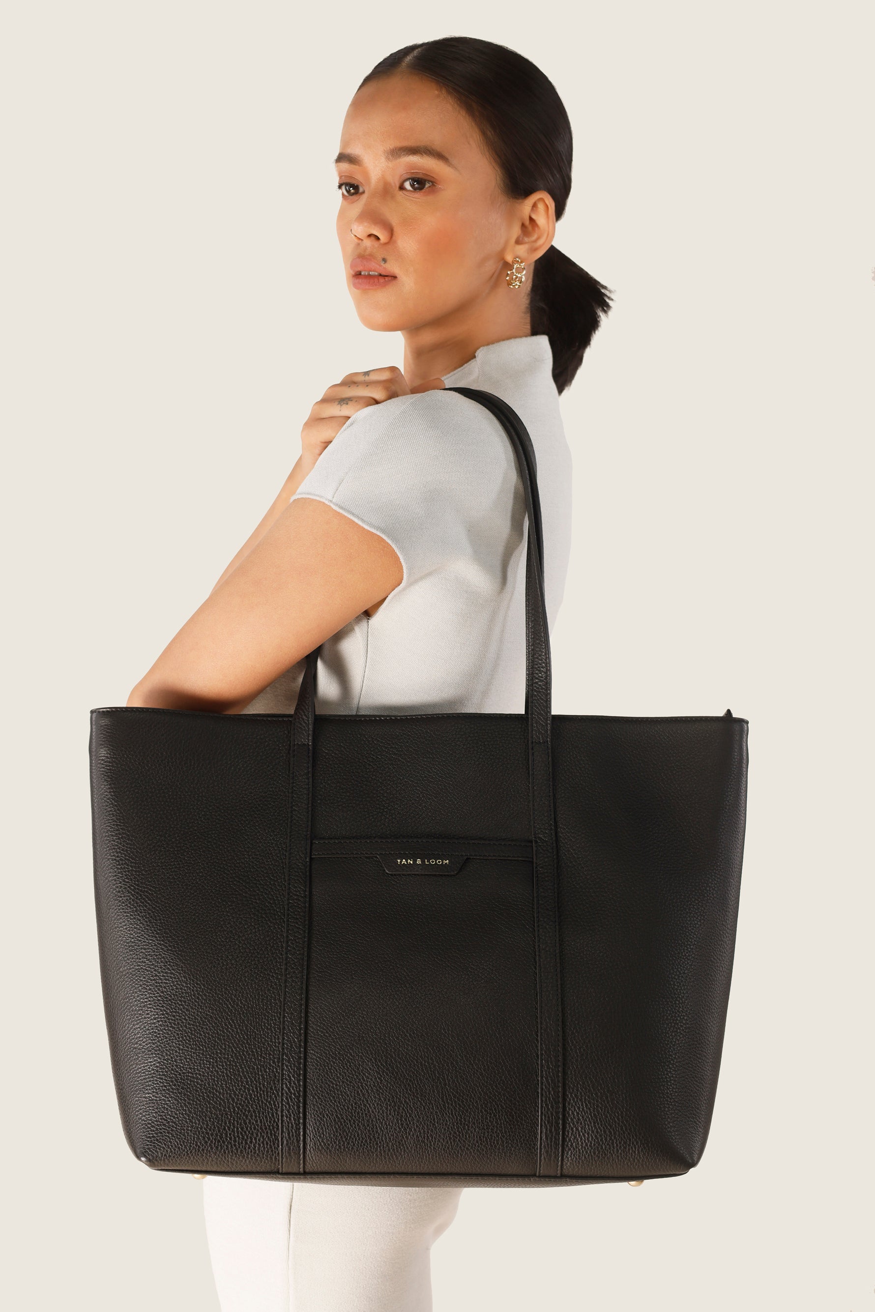 Handcrafted genuine leather 365 days tote bag for women Classic Black