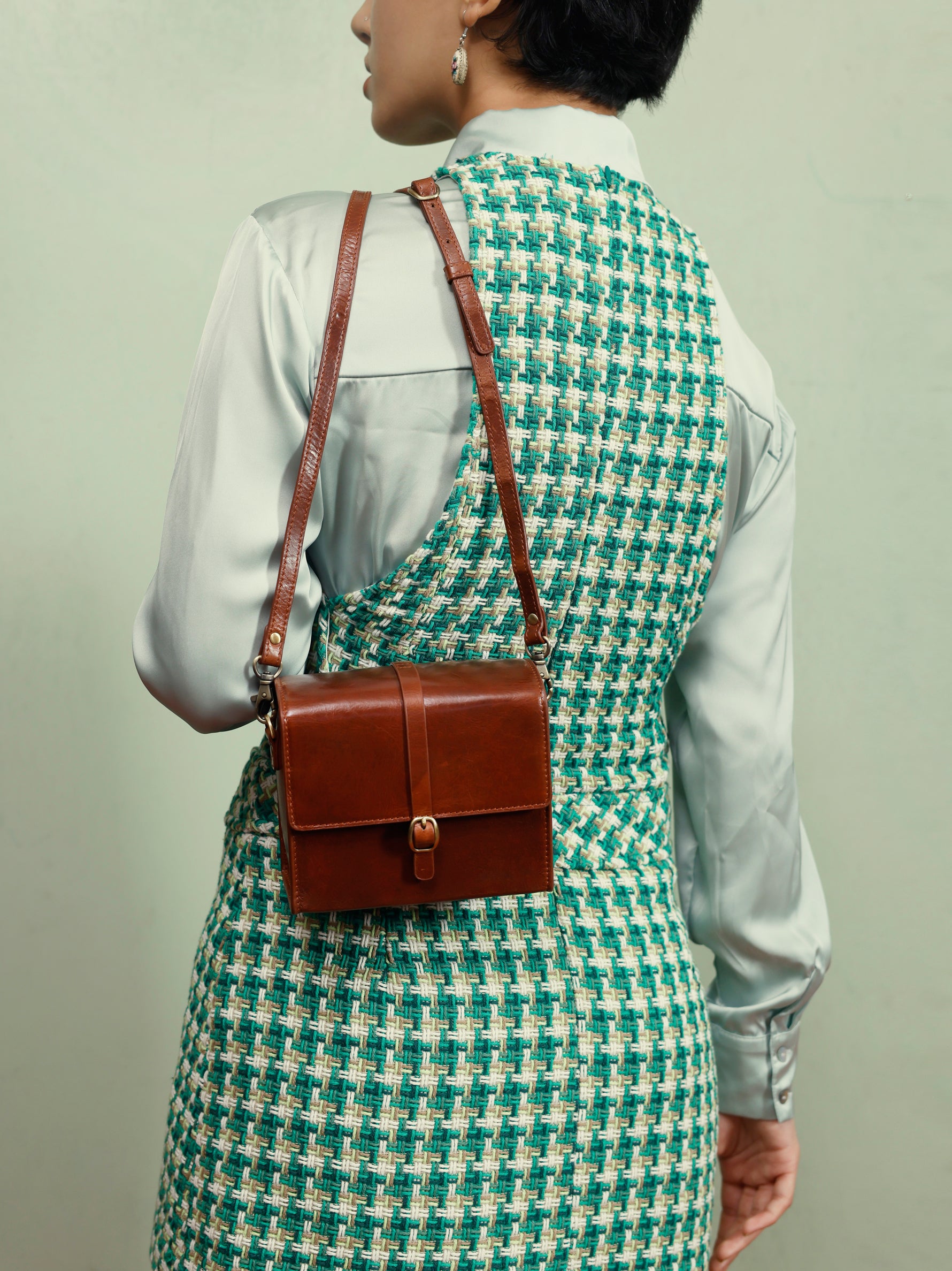 Handcrafted Genuine Vegetable Tanned Leather Piccolo Box Bag Vintage Brown for Women Tan & Loom